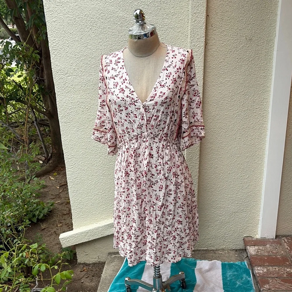 Ba&sh Sete short pretty and comfy floral bohemian style dress with elastic waist